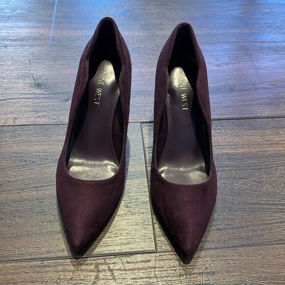 Nine West Shoes - Nine West NWOT Pump Heel Shoes in Purple Faux Suede.